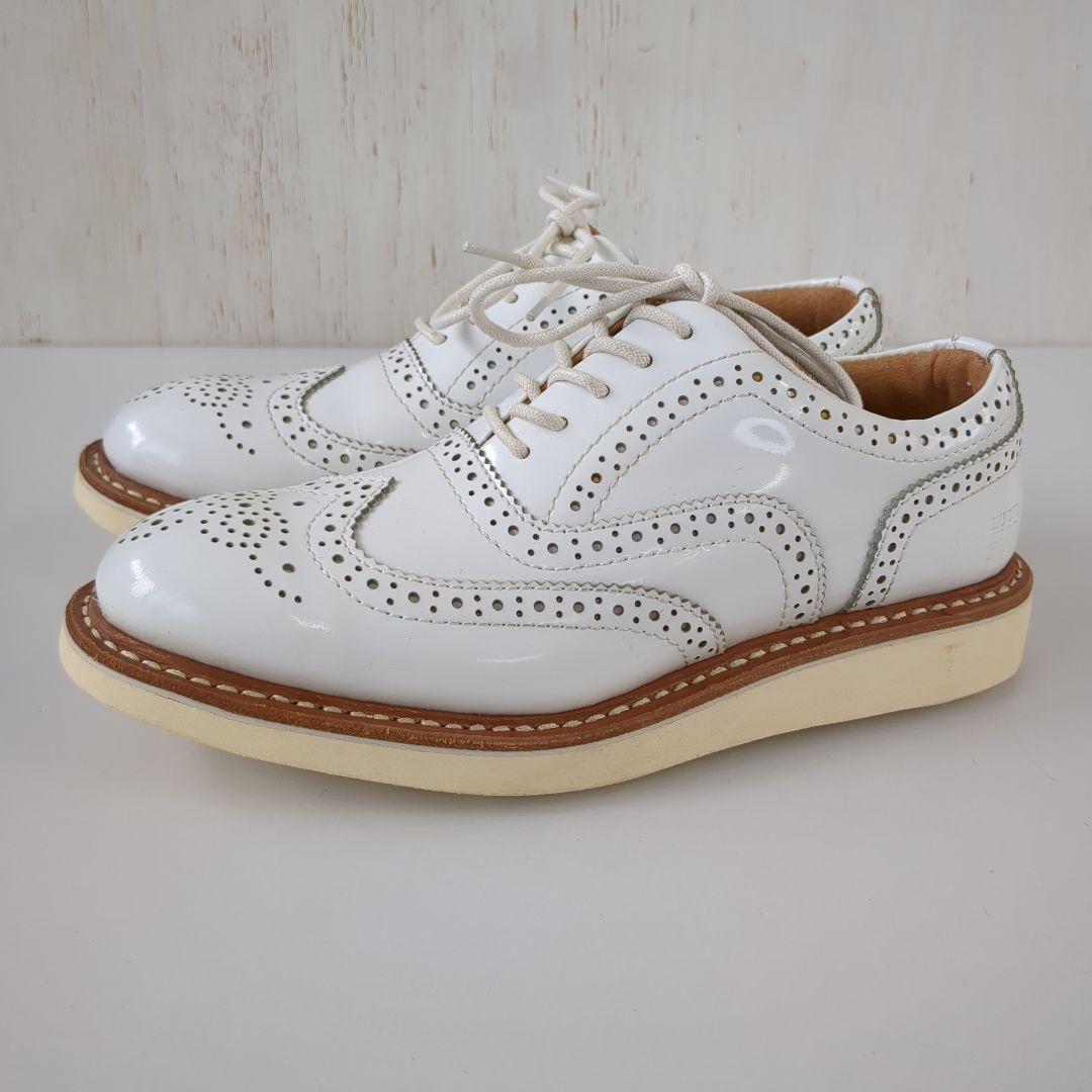ラッキーホース*ホワイトレザー ウィングチップシューズ