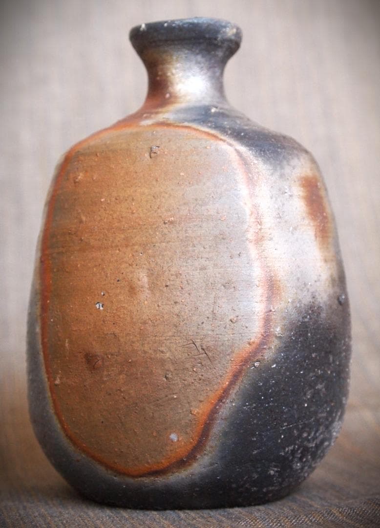 最上作★中村真【師：中村六郎・金重道明】備前（窯変）徳利★共箱