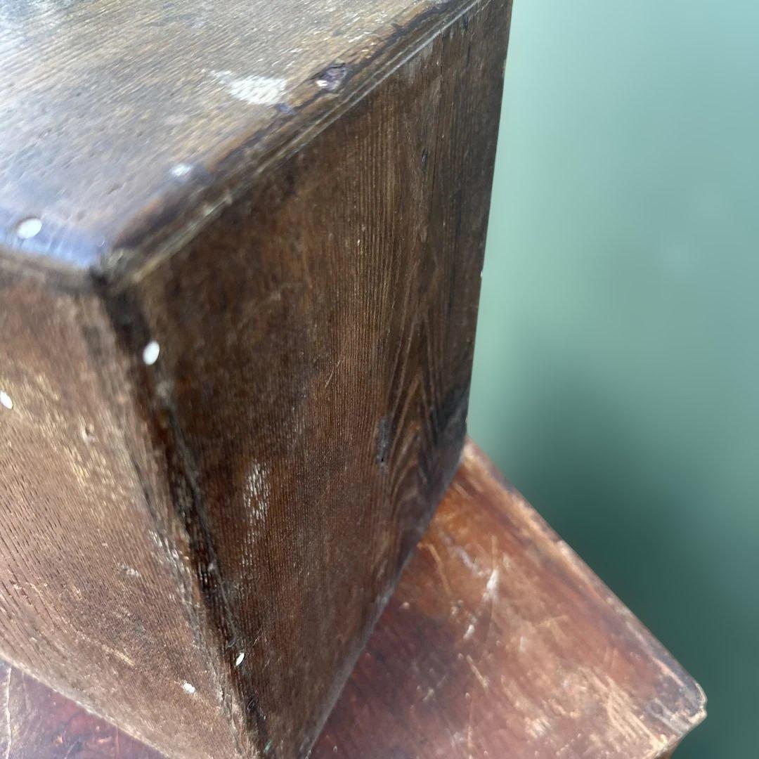 アンティーク　味があってとても素敵！木製 小引き出し