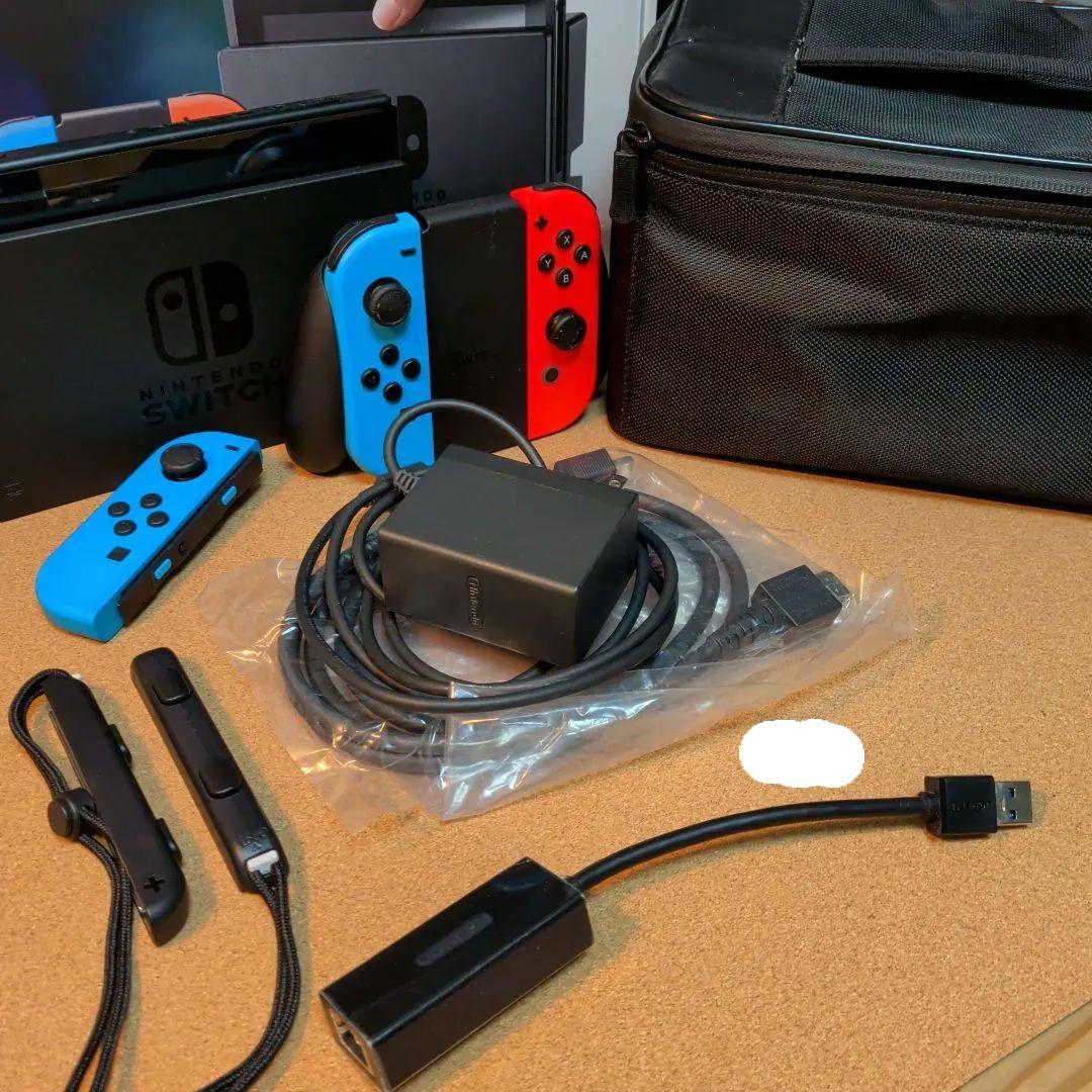 中古 Nintendo Switch 本体 青/赤 Joy-Con