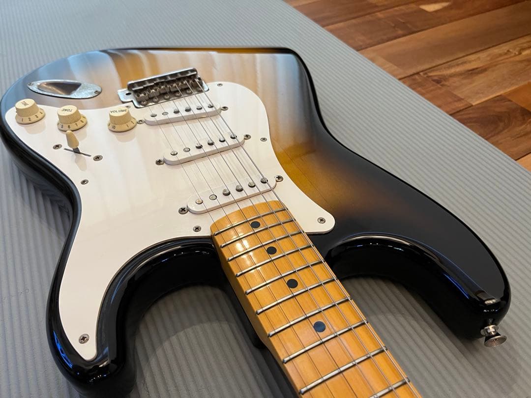 Fender ストラトキャスター