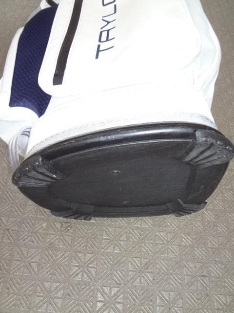 greatnare様テーラーメイド クキャディバッグ (CB1044) USED