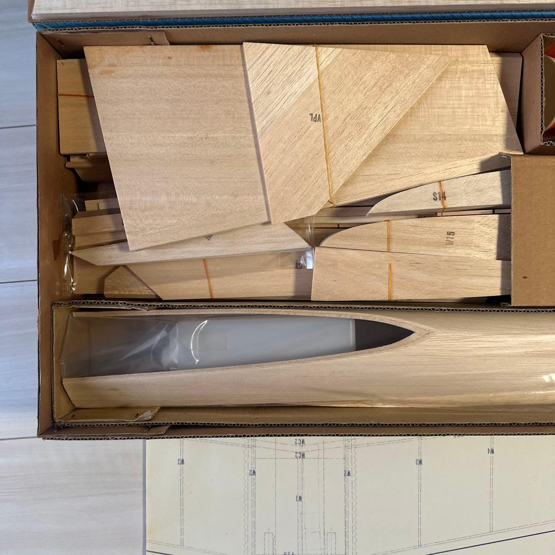 ラジコン　MK加藤無線飛行機　WILD 7（120-4Cycle）