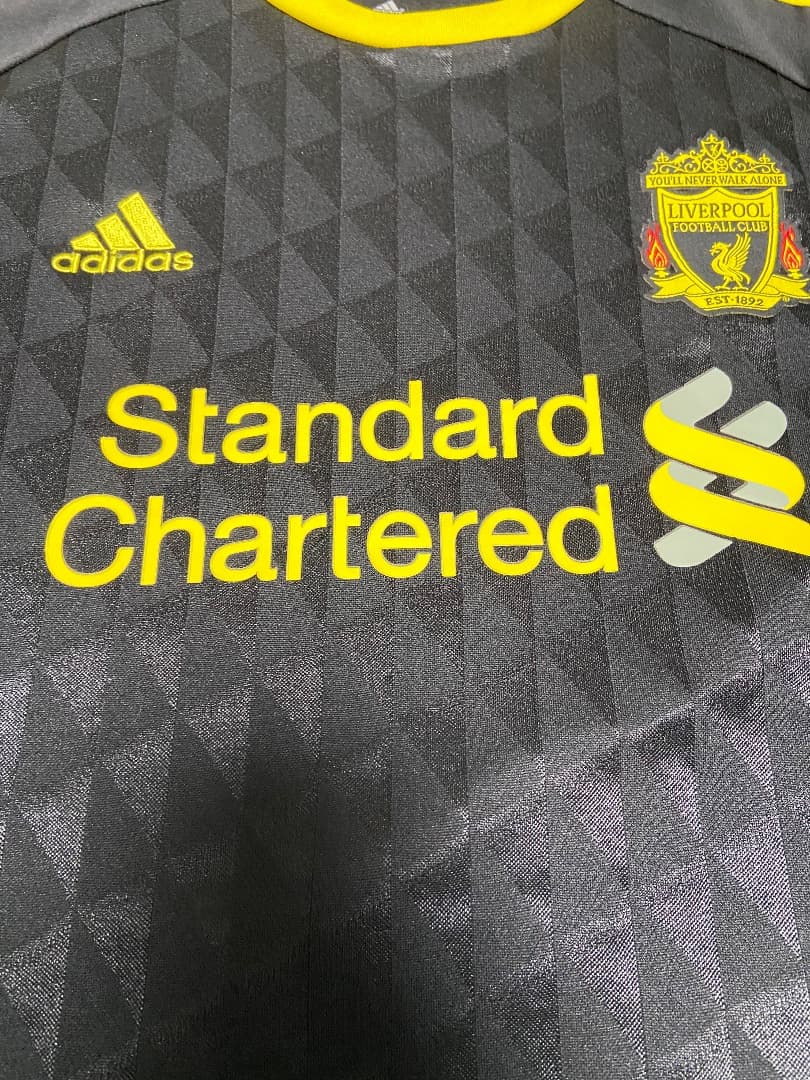 ジェラード　リヴァプール　ユニフォーム
