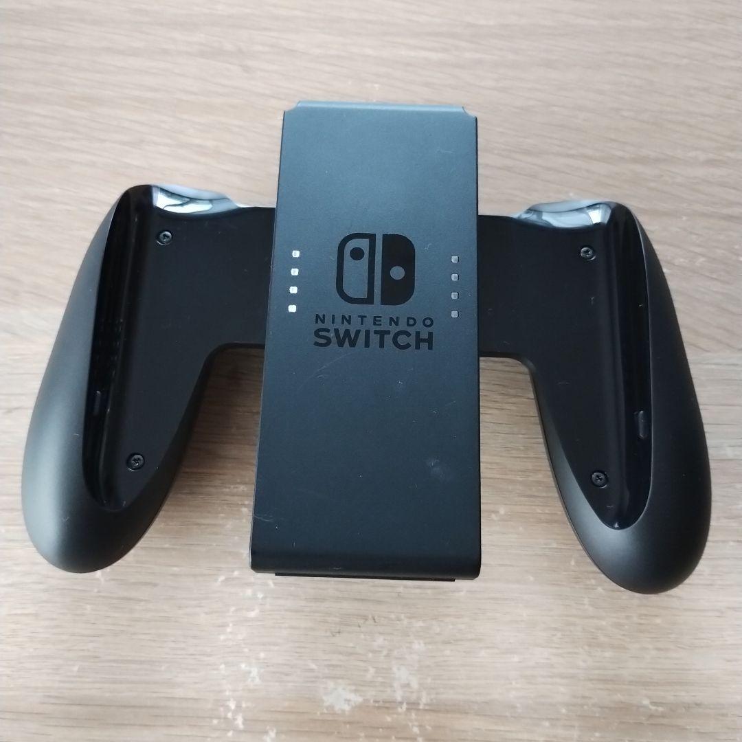 Nintendo Switch 本体　セミハードケース付
