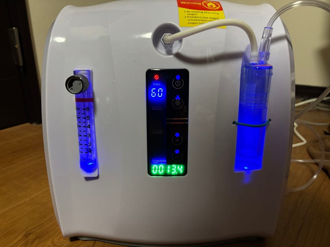 酸素濃縮器と酸素テントセット