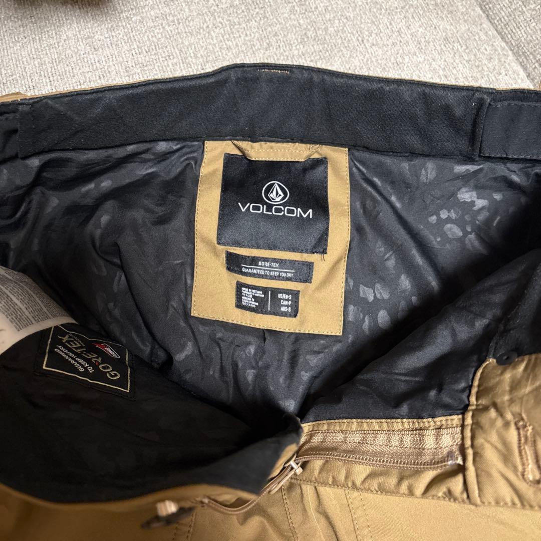 VOLCOM GORE-TEXスノーボードパンツ レディース ベージュ　Sサイズ