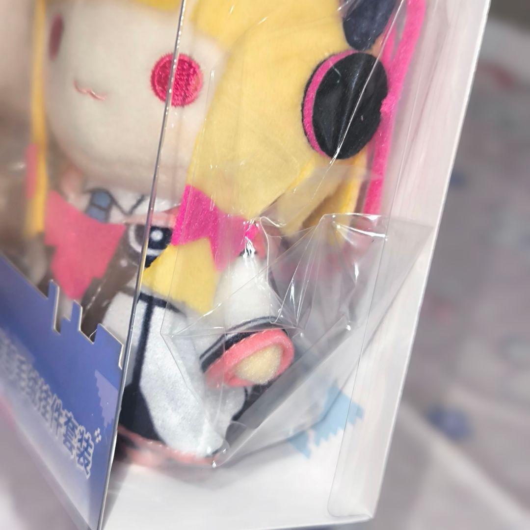 ブルーアーカイブ ゲーム開発部ミニぬいぐるみ4種セット 日本未発売