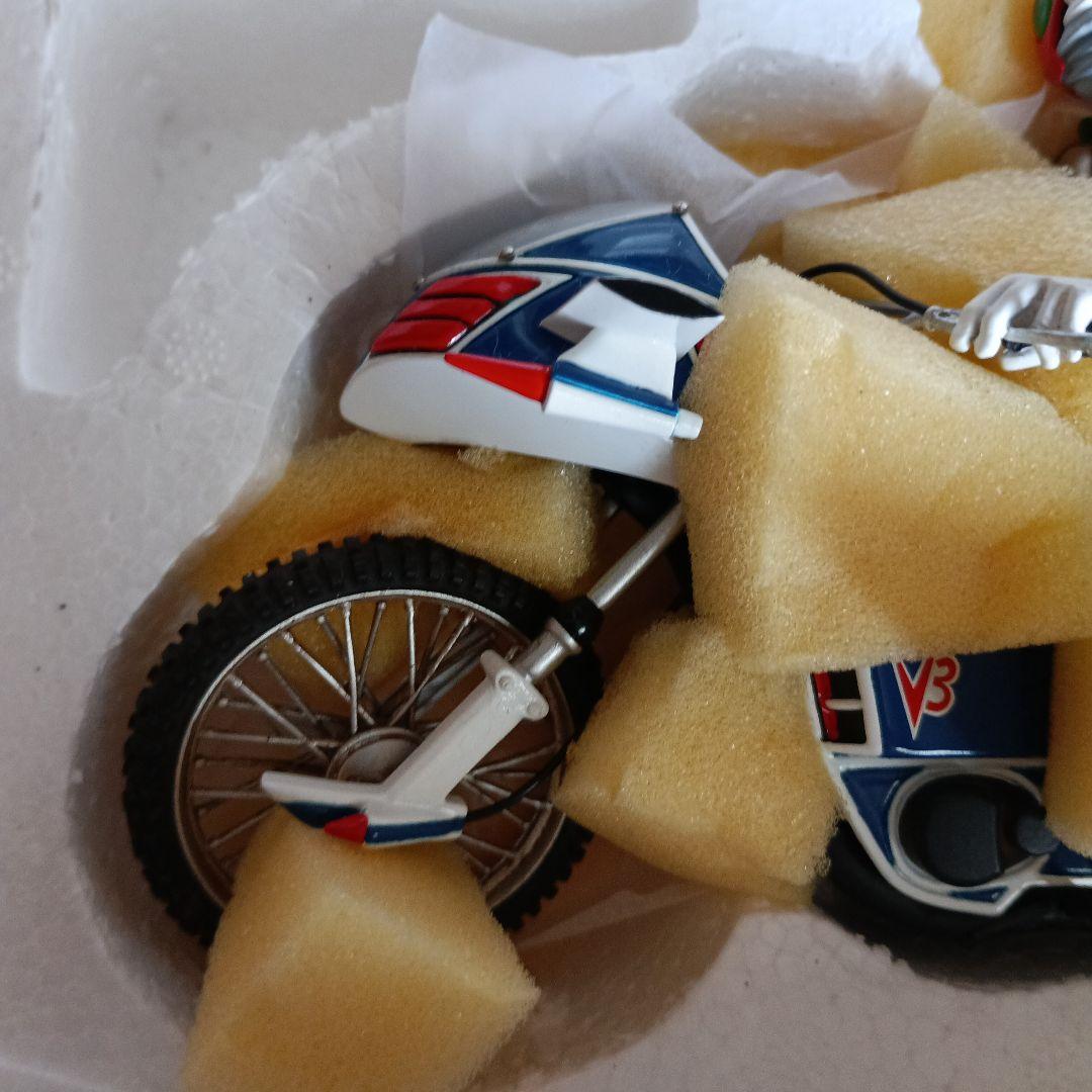 仮面ライダーV3 & ハリケーン 1/12スケールポピー