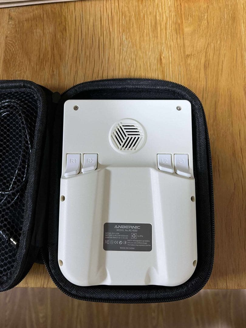 ANBERNIC RG406V ホワイト