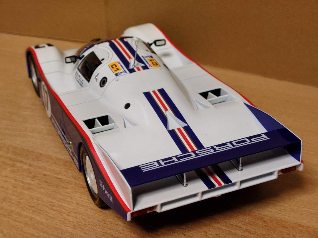 1/18 ポルシェ962C ロスマンズ ルマン1987優勝車 ROTHMANS