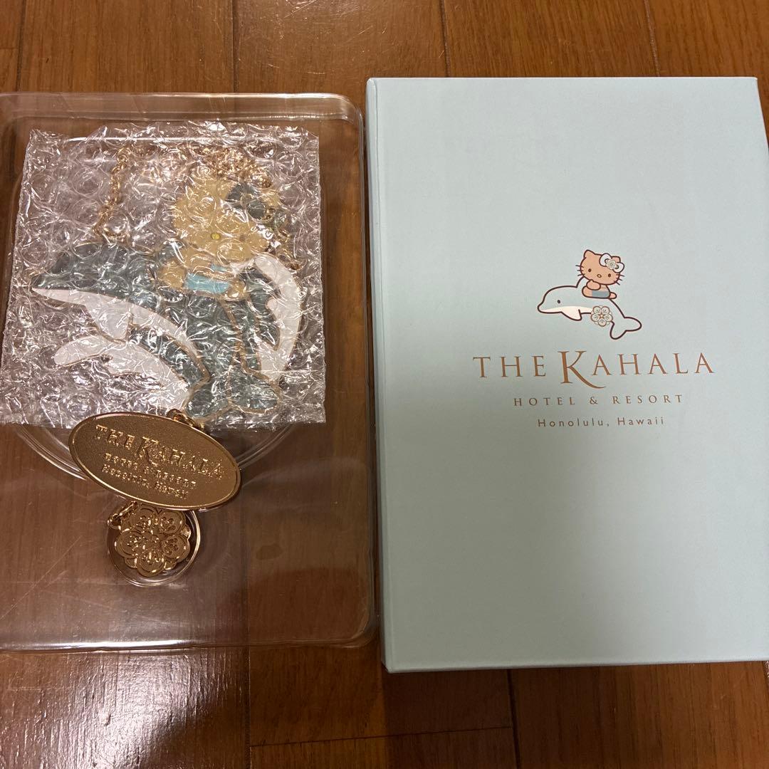 ハワイ　カハラホテル限定　日焼けキティ新品チャーム　オーナメント