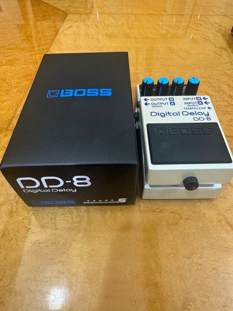 BOSS DD-8 デジタルディレイ　箱付き