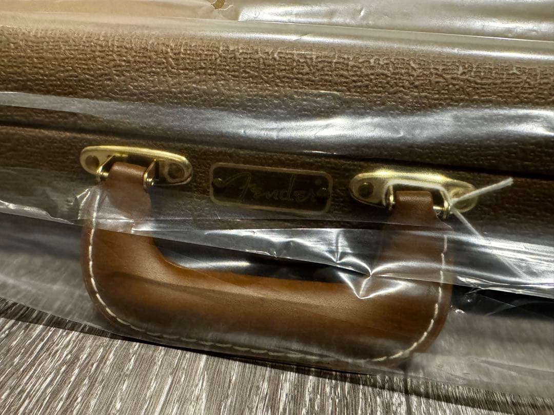 ベース Fender Precision Bass Hardshell Case