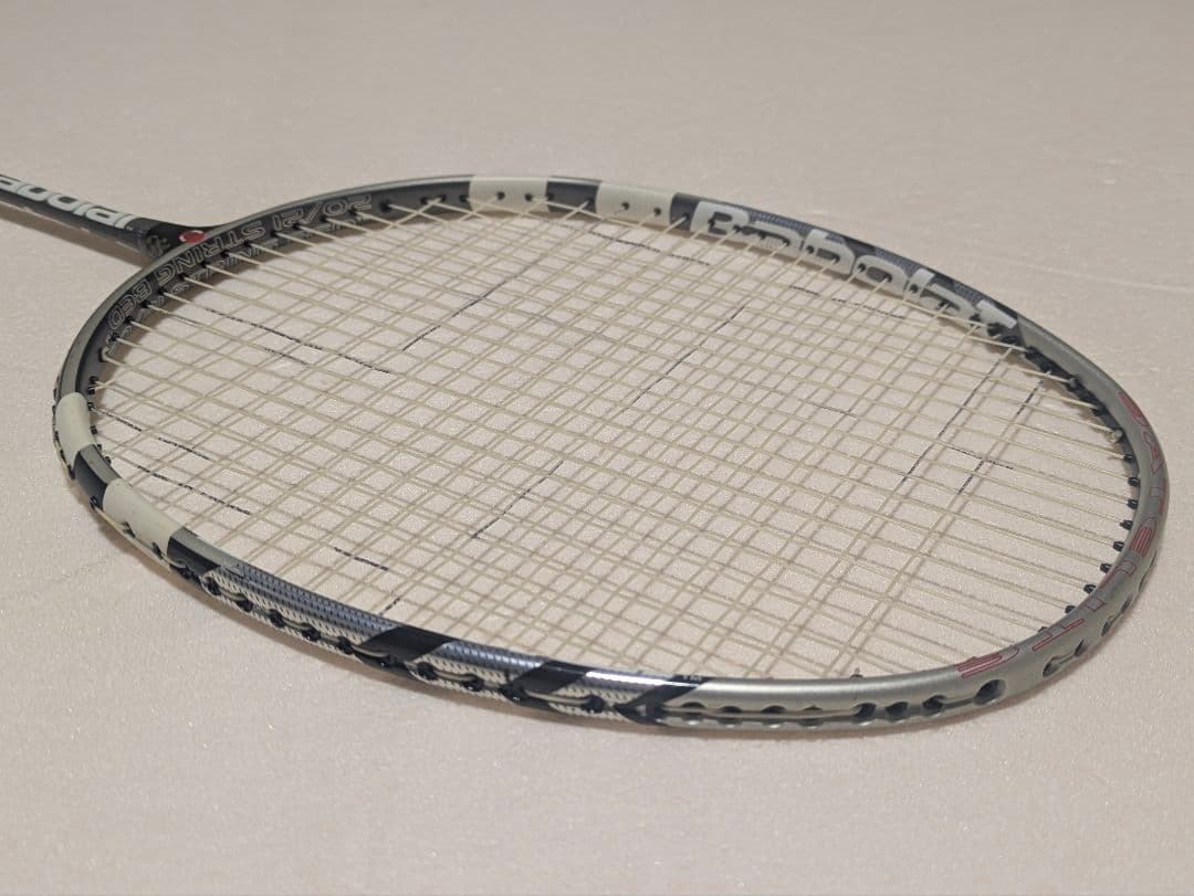 美品　バボラ ニトロ　バドミントンラケット