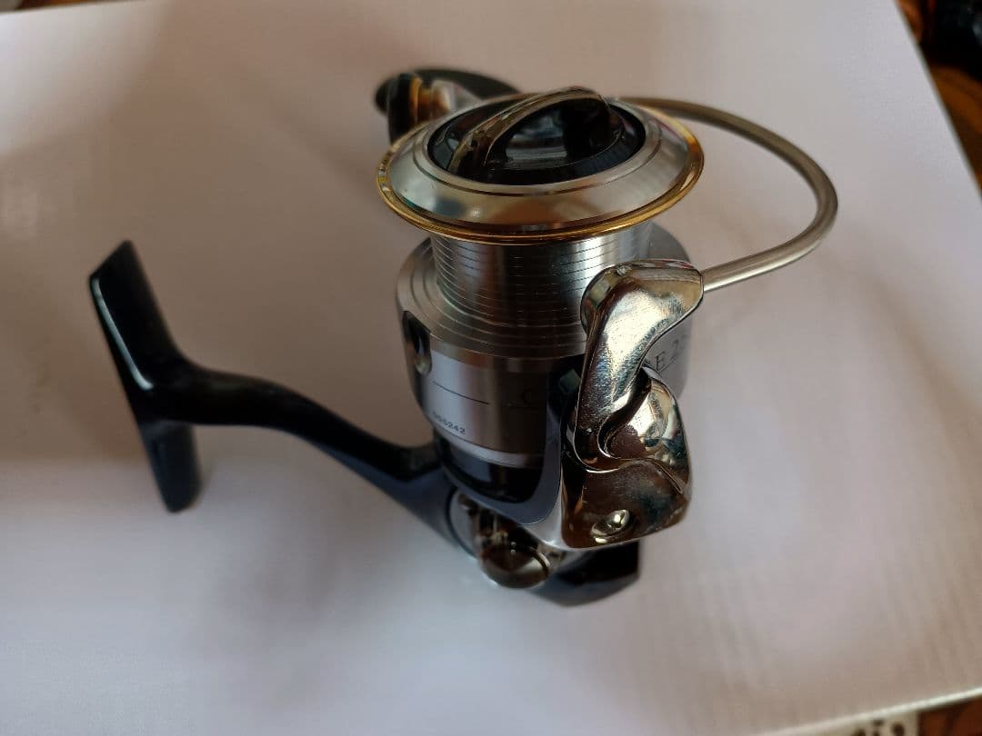 T*G様 ★★DAIWA　04セルテート　2500　MADE IN JAPAN★