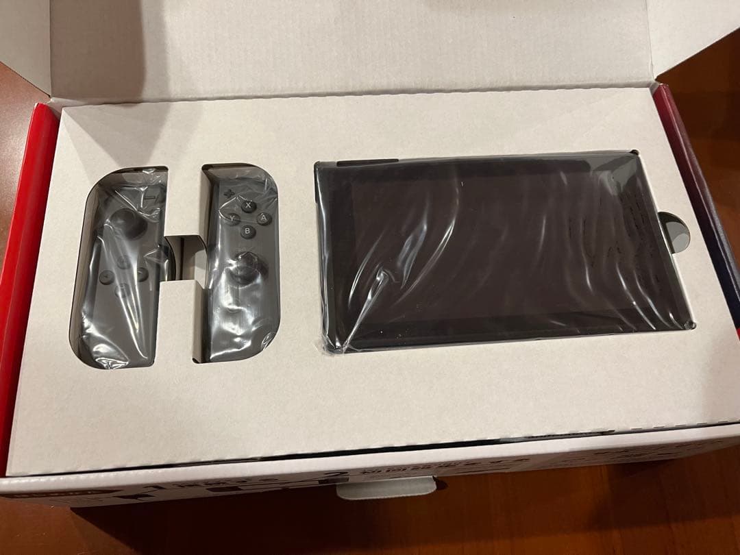 tantantamba【新品・美品】Nintendo Switch 本体