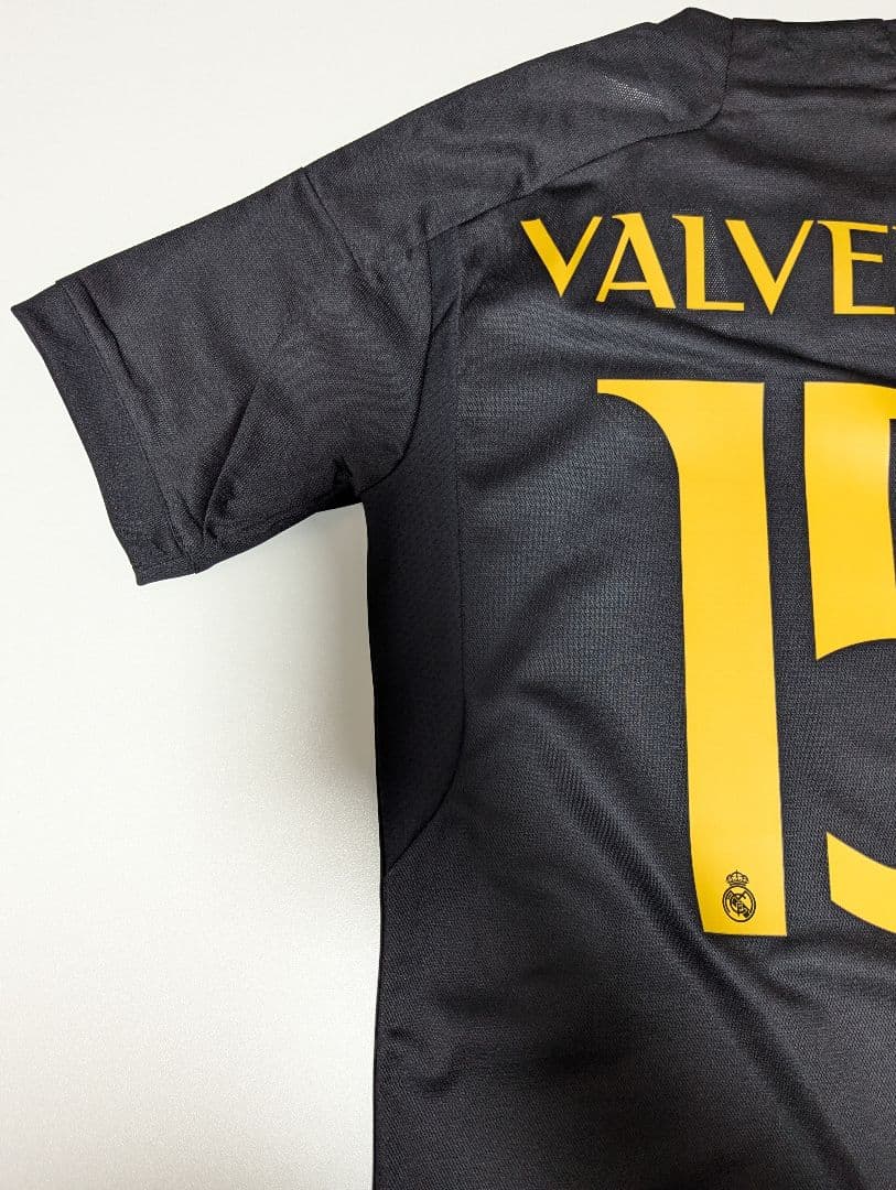 レアル・マドリード　23/24　ユニフォーム　バルベルデ レプリカ