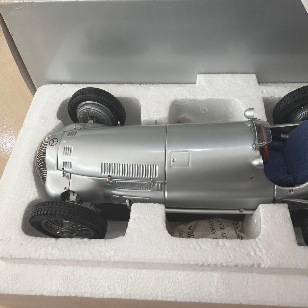 Mercedes Benz W154 1938 ミニカー 1:18