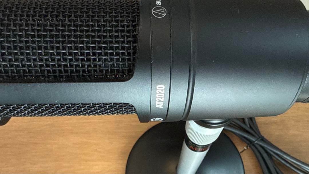 マイク AT2020 audio-technica （スタンド、コード付）