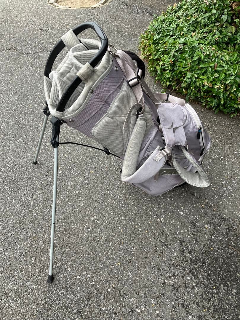 USTマミヤ　ATTAS キャディーバッグ