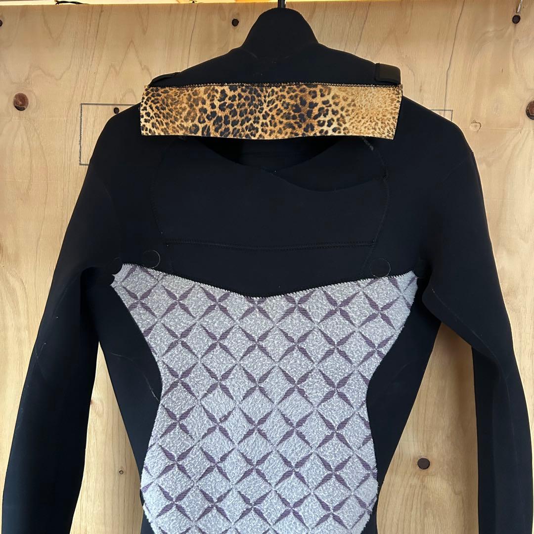 BILLABONG ジャーフル　レディースウェットスーツ 裏起毛 ML