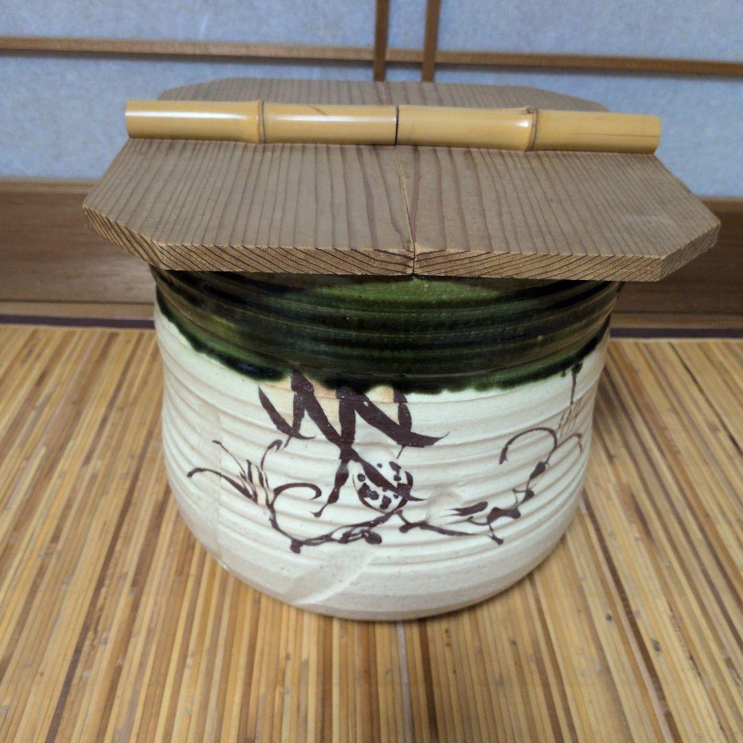 茶道具 蓋つき　水屋　水屋瓶　水がめ　織部　われ蓋つき　箱なし
