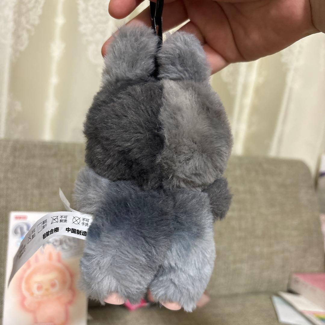 labubu ラブブ　シークレットカラー