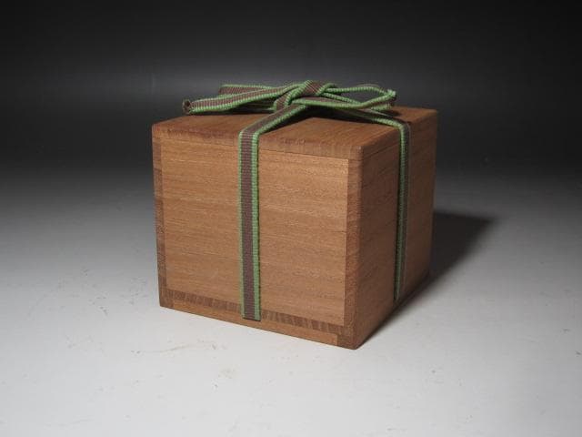 ☆　裏千家　十三代　円能斎　自作赤　子服茶碗　乙御前☆y432