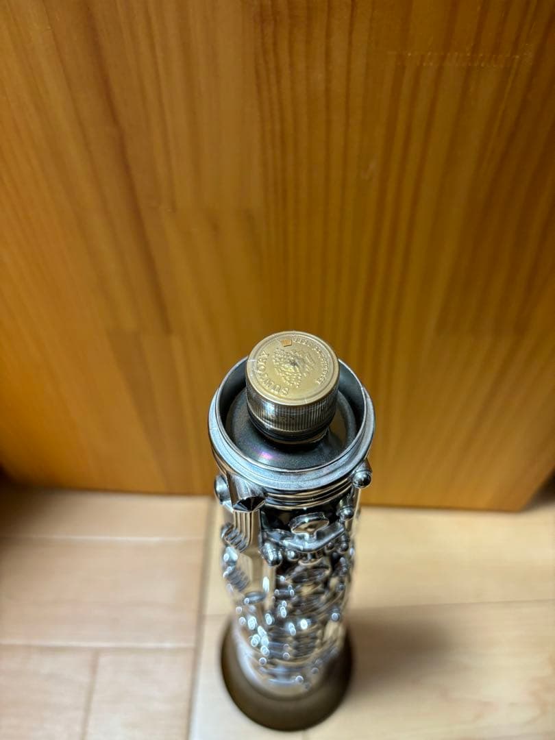 サントリーウイスキー響　クラリネット型ボトル　蓋なし