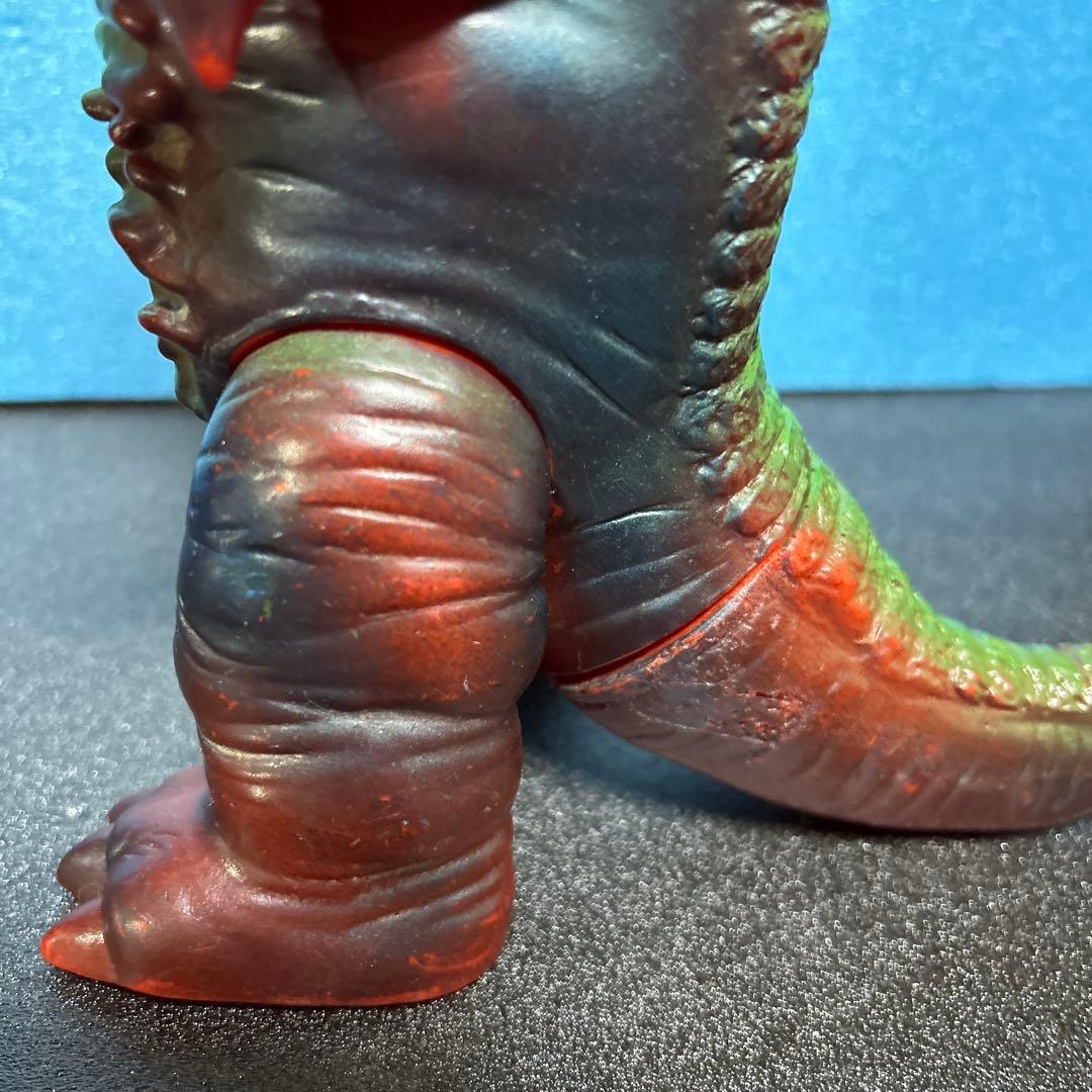 ブルマァク　ゴモラビンテージソフビ