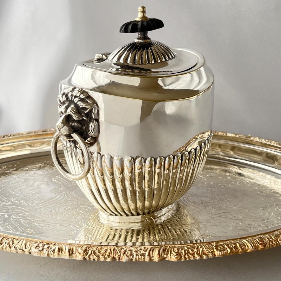 【英国】ライオンマスク ティーキャディ / ビスケットケース【シルバープレート】