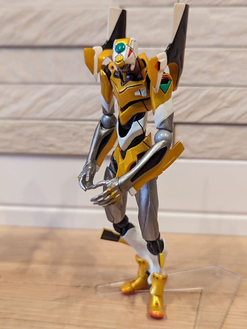 海洋堂　リボルテック　新劇場版エヴァ　コレクターズボックス　メタリックカラー版