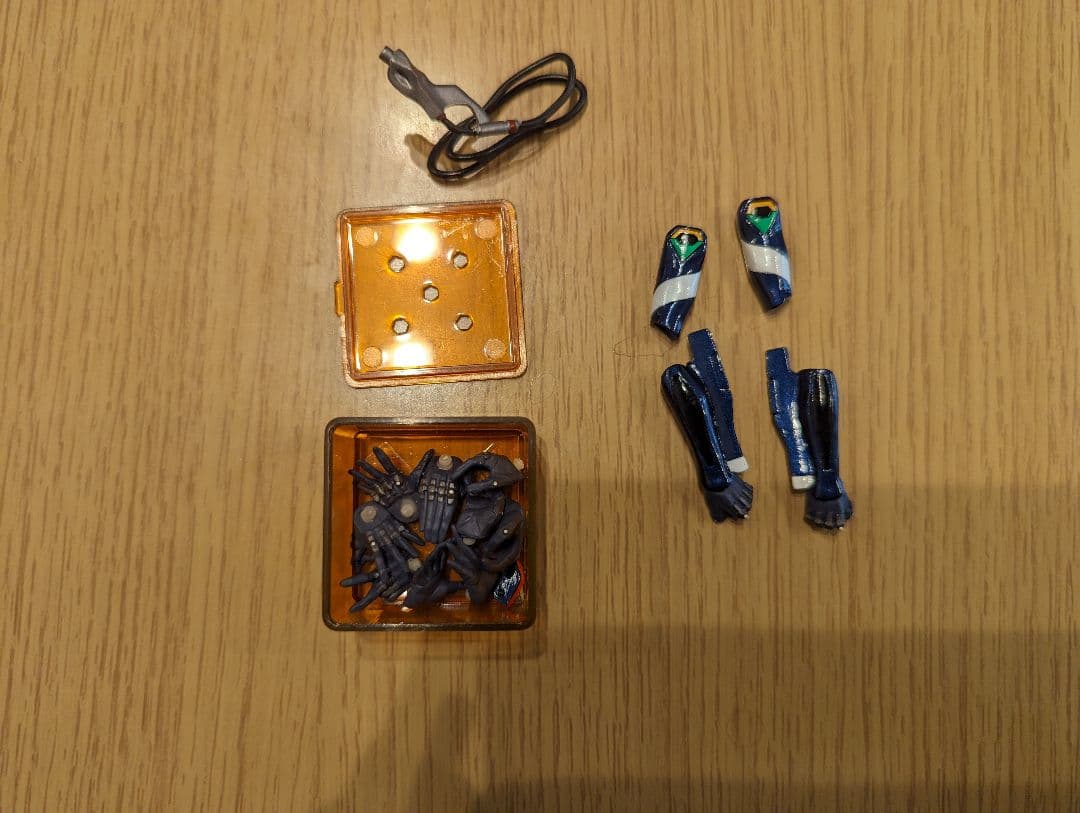 海洋堂　リボルテック　新劇場版エヴァ　コレクターズボックス　メタリックカラー版