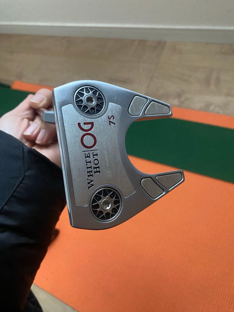 ODYSSEY ホワイトホットOG 7Sパター　３４インチ