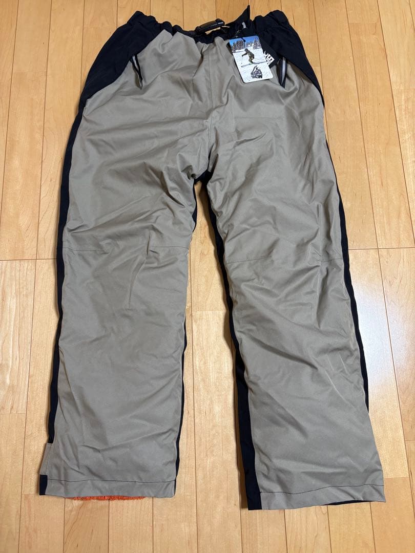 【新品タグ付き】 イージススノーウォームジャケット　パンツ上下セット　サイズ注意