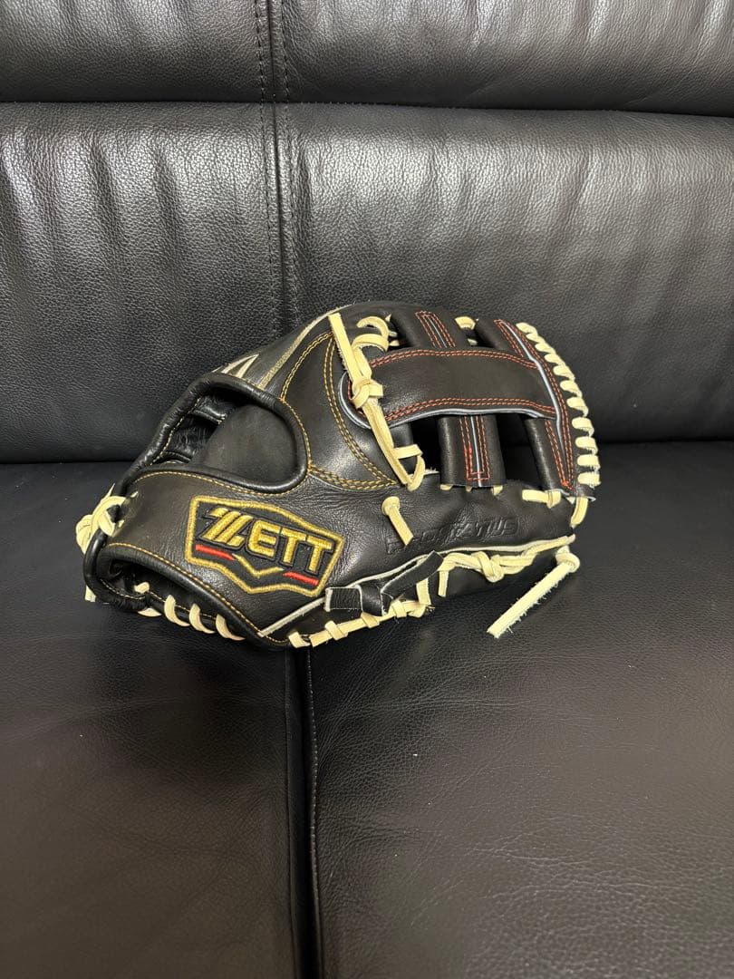 ゼットプロステイタス 硬式オーダー内野手用グラブ