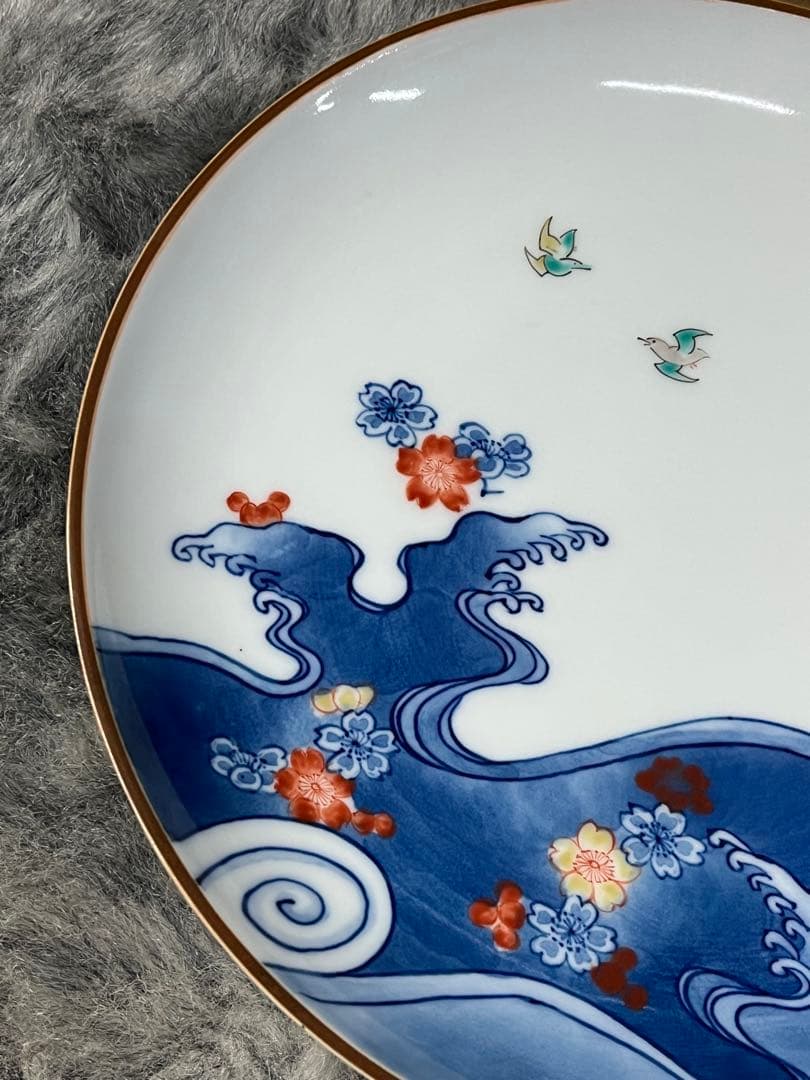 ⓶ 有田焼 十三代 酒井田柿右衛門作 平皿　人間国宝