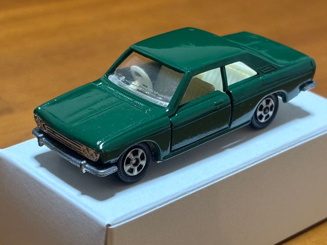 デ*ー様 黒箱最初期トミカ ブルーバード SSS クーペ　1Aホイール　緑　コピ