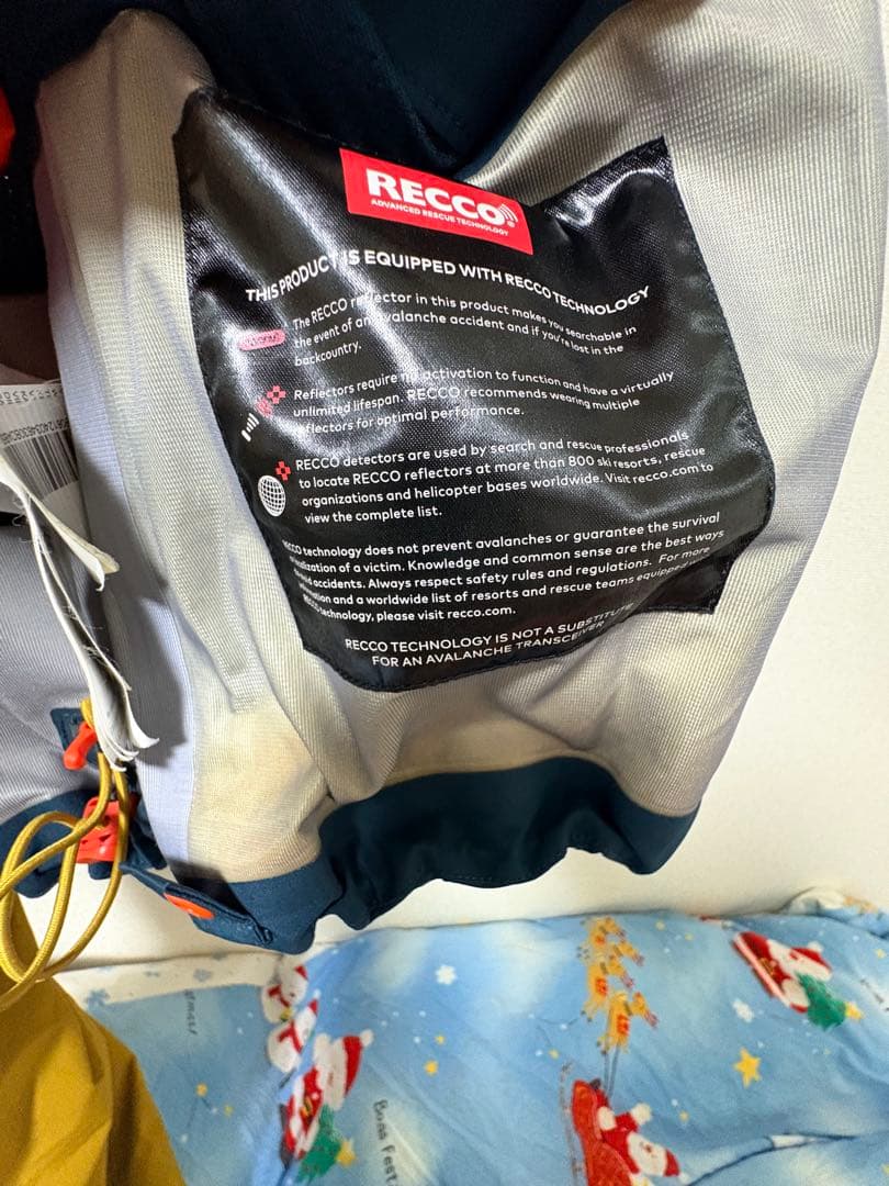 【日本未発売】アンダーアーマー ゴアテックス スキーウェアサイズSM