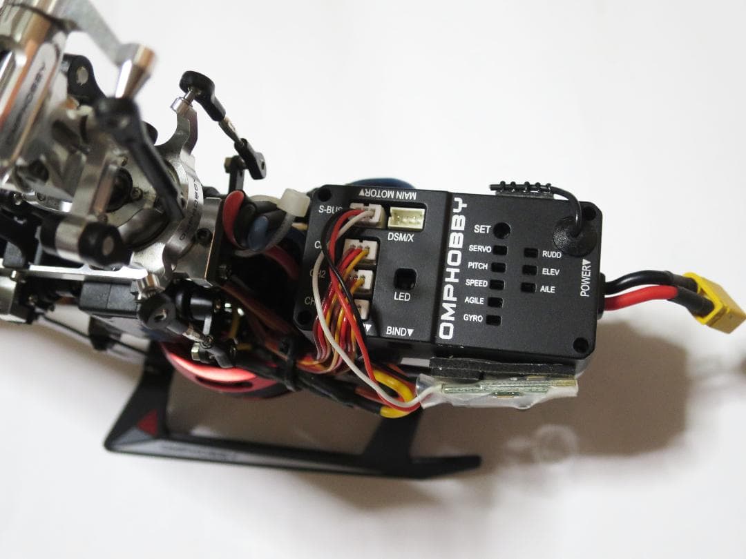 美品 OMPHOBBY M2 EVO Glamor Red レッド エボ ヘリ