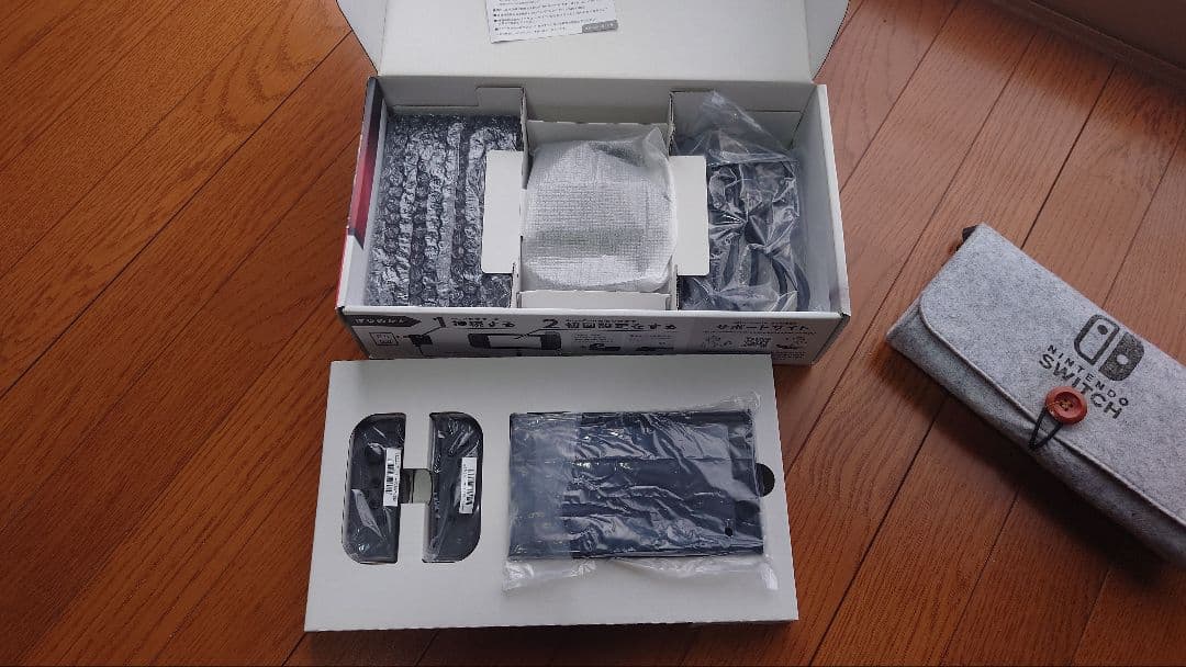 ★Nintendo Switch本体★ケース★任天堂★スイッチ