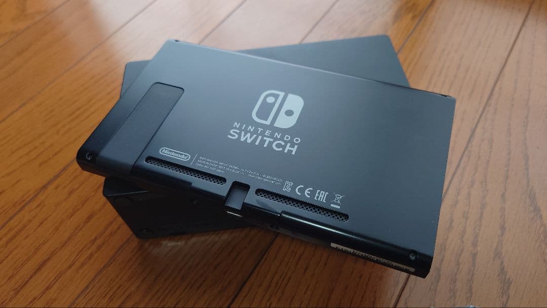 ★Nintendo Switch本体★ケース★任天堂★スイッチ