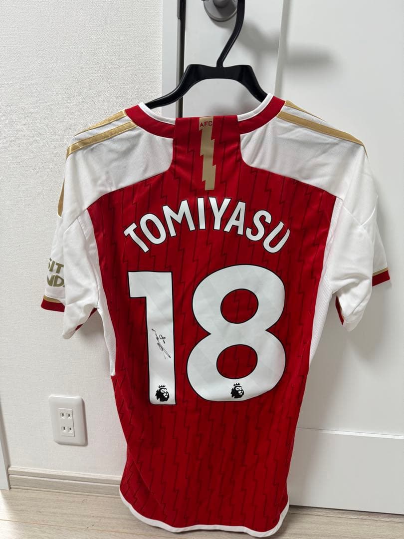 アーセナル 冨安健洋　サイン入りジャージ