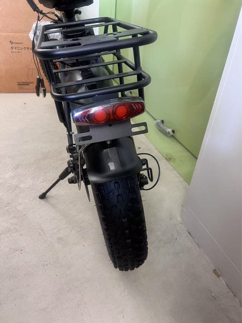 ファットバイク20インチ折り畳みビーチクルーザー自転車 FATBIKE 7段変速