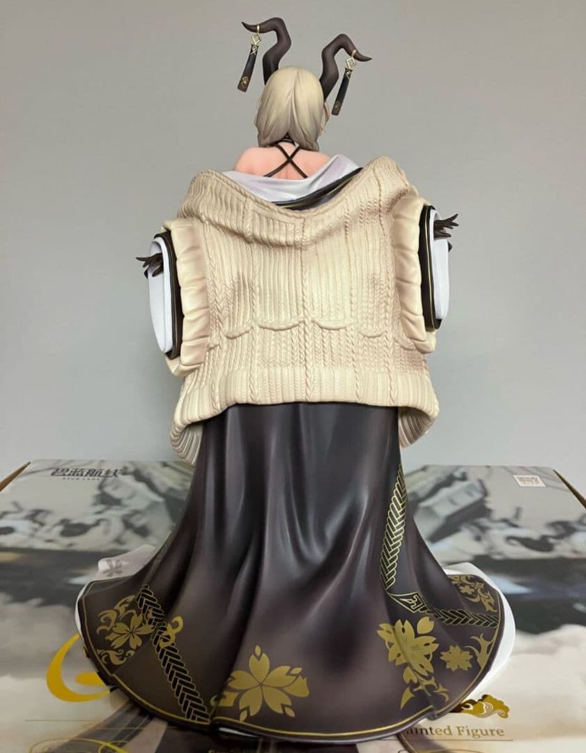 国内正規品　開封美品　アズールレーン 尾張 1/7 完成品フィギュア