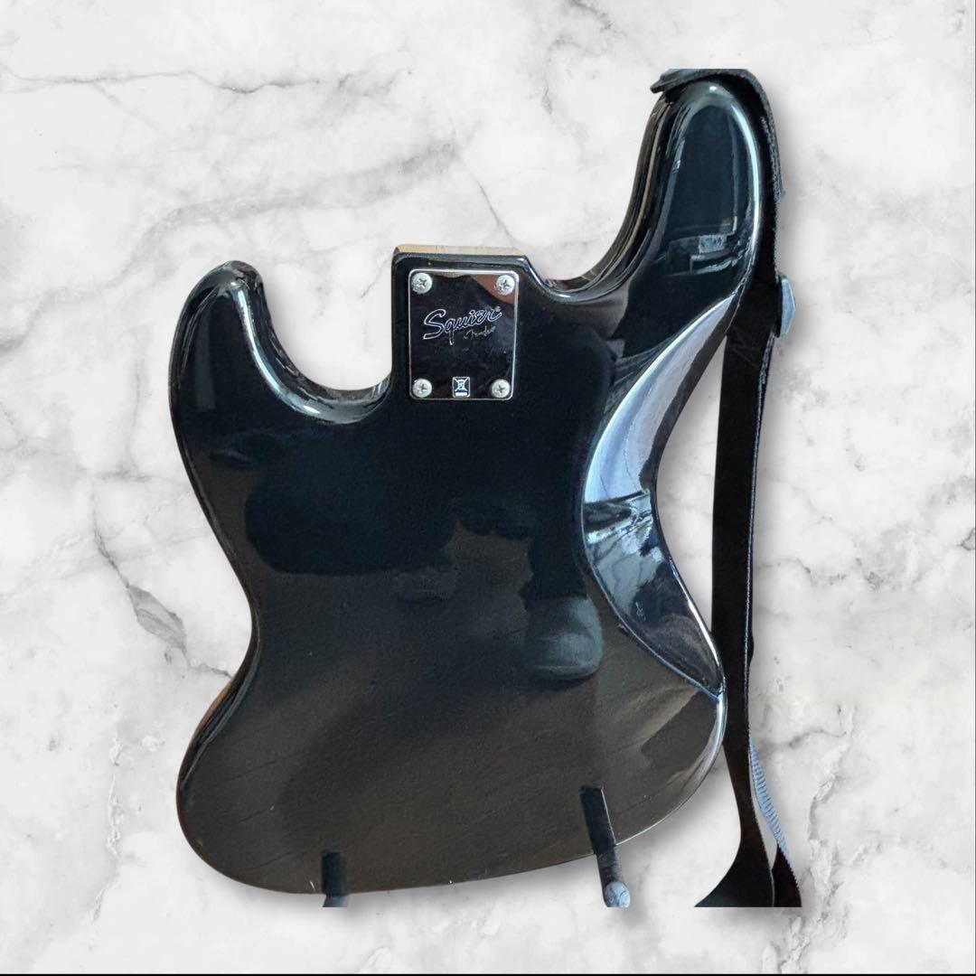 【美品】SQUIER Affinity Jazz Bass V ５弦