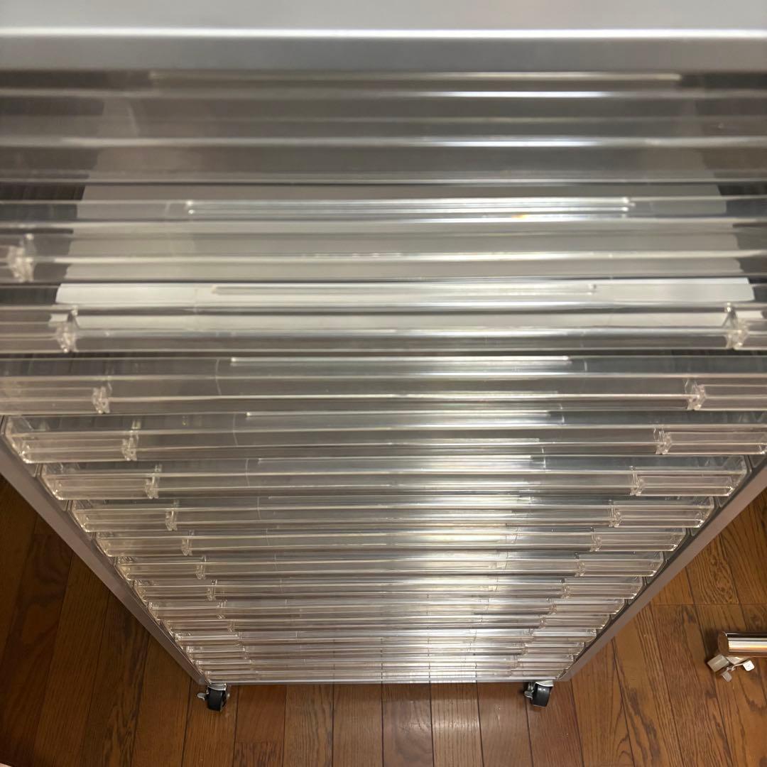 ケンジ様！スチール製キャビネット 多段式 シルバーパンチング加工　A3サイズ収納