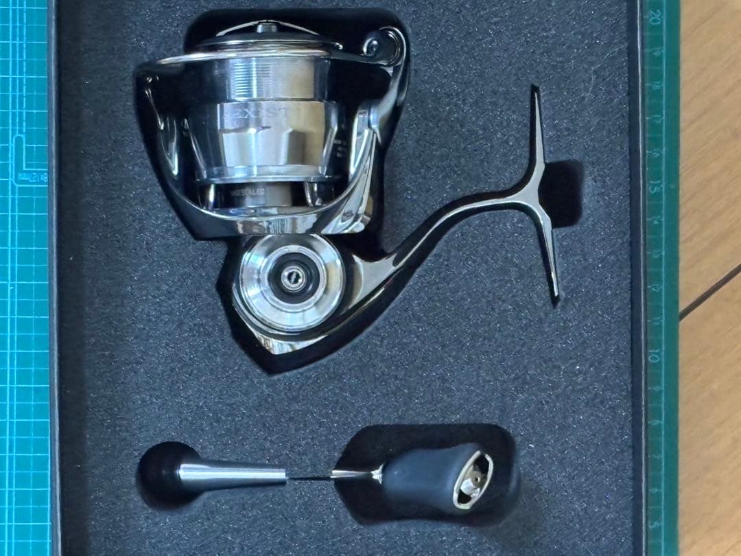 DAIWAダイワ22イグジストSF2500SS-H 未使用品