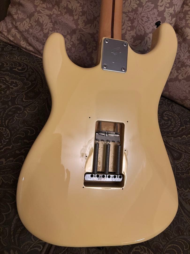 Fender Japan ST71-140 イングヴェイシグネーチャーモデル